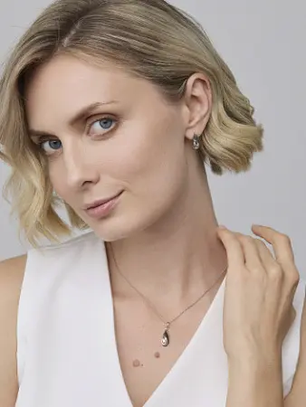 Подвеска из серебра с бриллиантом