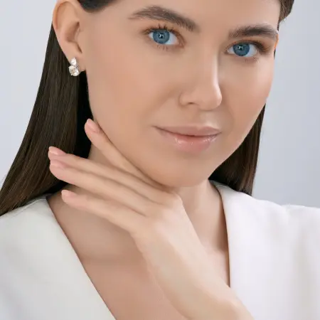 Серебряные серьги-гвоздики с празиолитом и фианитом