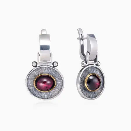 Серебряные серьги «Гранатовый Взор»