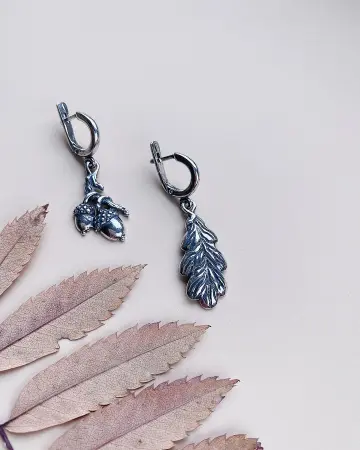 Серебряные серьги «Желуди»