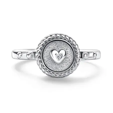Кольцо из серебра с фианитами «Сердце»