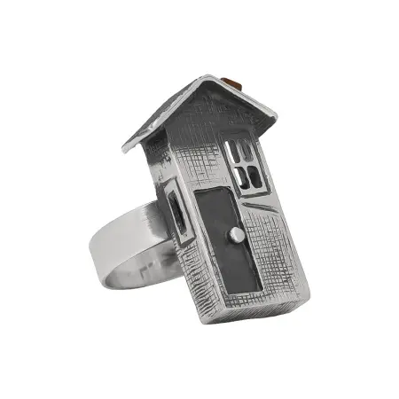 Кольцо из серебра с гематитом «Дом»