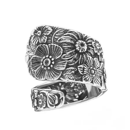 Серебряное кольцо «Лютики»