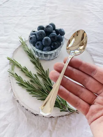 Серебряная чайная ложка «Элегант»