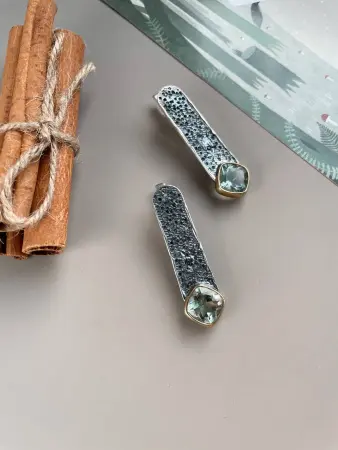 Серебряные серьги с зеленым аметистом