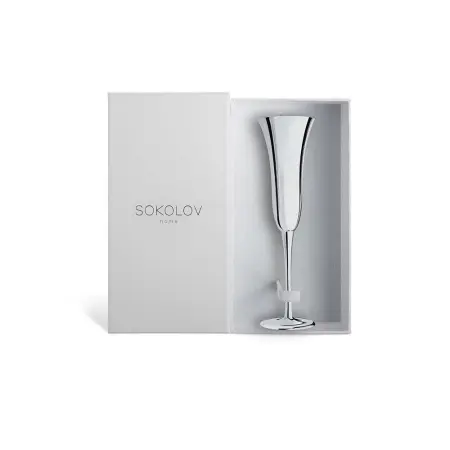 Серебряный фужер