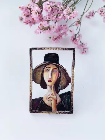 Серебряная брошь «Модильяни»