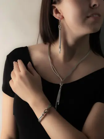 Колье из серебра