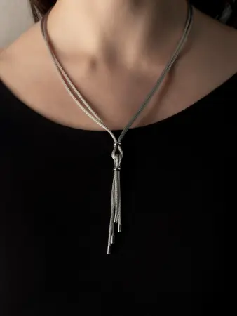 Колье из серебра