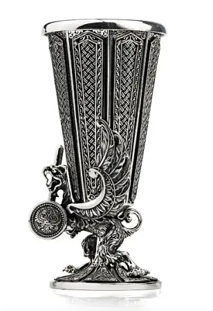 Серебряная рюмка «Грифон»