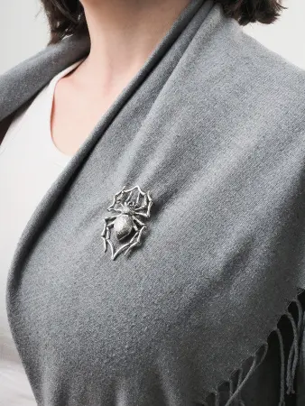 Брошь из серебра «Паук»