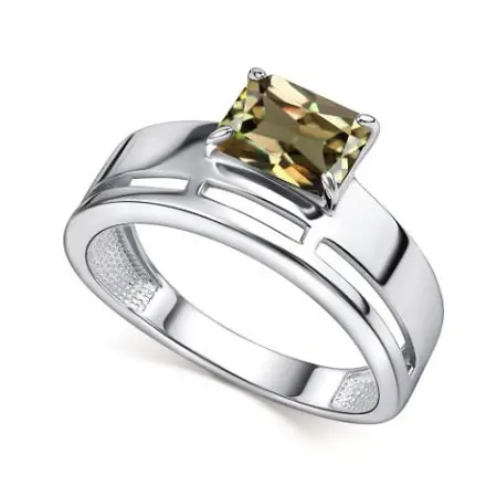 Кольцо из серебра с султанитом