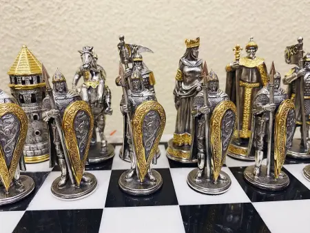 Шахматы из серебра «Ледовое побоище»