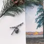 Серебряная брошь «Шишка»
