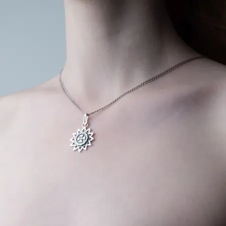Серебряный кулон «Эрцгамма»