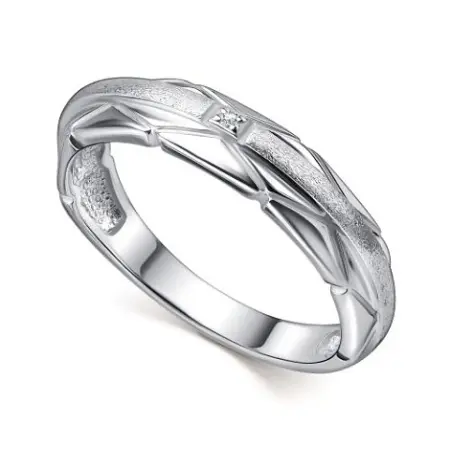 Кольцо из серебра с бриллиантом