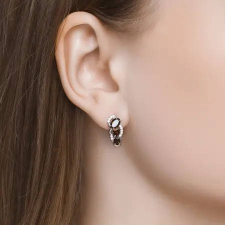 Серьги из серебра с гранатом и фианитами