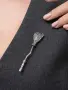 Брошь из серебра «Метла»