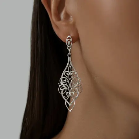 Серьги длинные из серебра Зимние узоры