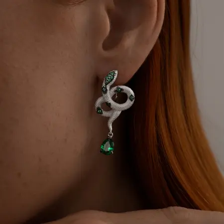 Серебряные серьги с фианитами «Змея»