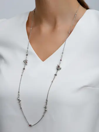 Серебряное колье ALEXANDRE VASSILIEV с гранатами и марказитами Swarovski