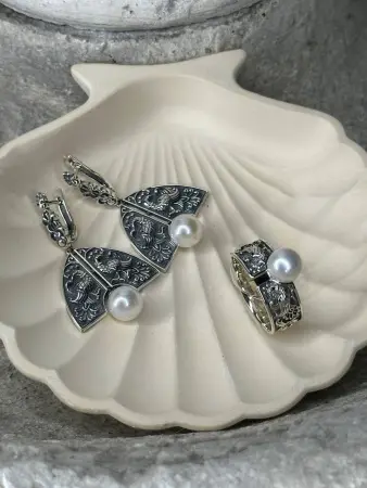 Кольцо из серебра с жемчугом