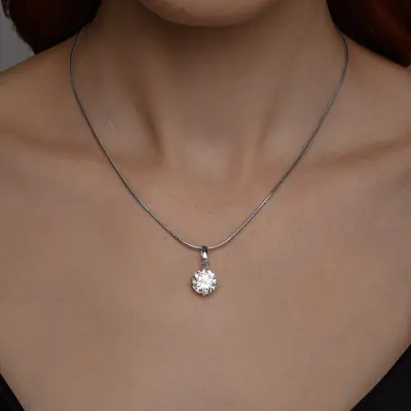 Серебряная подвеска с фианитом