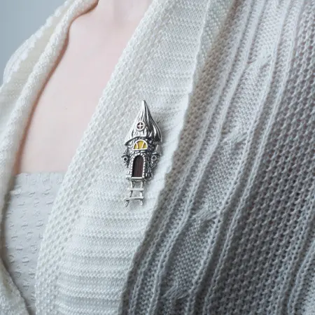 Брошь-кулон из серебра «Сказочный домик»