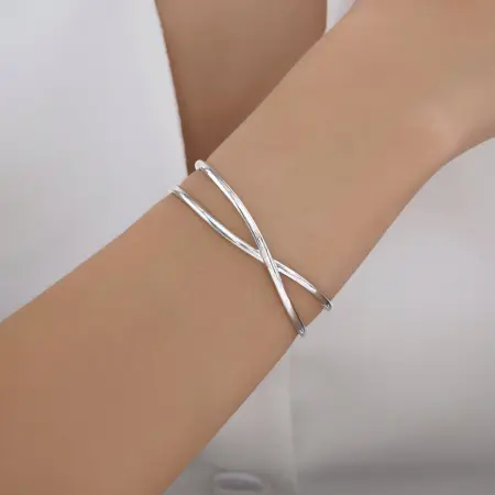 Браслет из серебра жёсткий