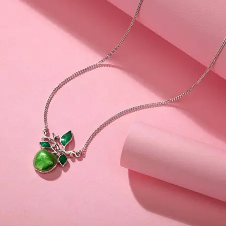 Серебряное колье с бриллиантом «Яблоко»