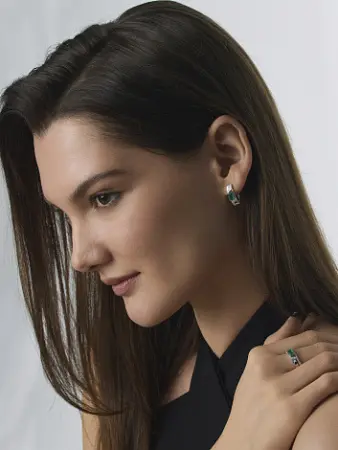 Серьги из серебра с зелёным агатом и фианитами