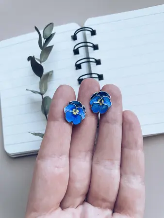 Серьги «Анютины глазки» из серебра с эмалью