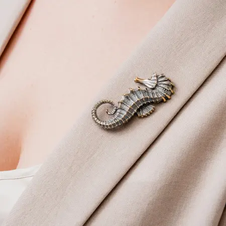 Серебряная брошь «Морской Конек»