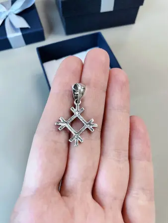 Серебряный оберег «Целебник»