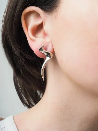 Серьги из серебра ассиметричные