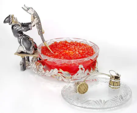 Серебряная икорница «Емеля» с лопаткой «Щука»