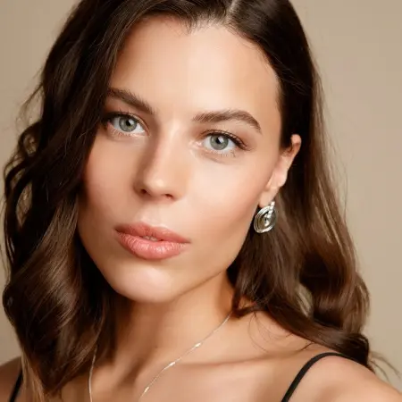 Серьги из серебра с фианитами и позолотой