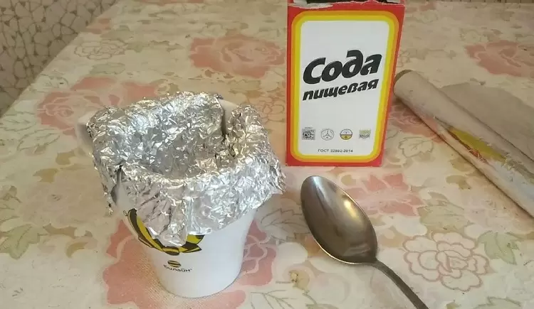 как почистить серебро с помощью соды и фольги