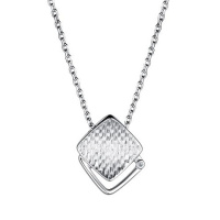 Колье из серебра с бриллиантом Колье из серебра с бриллиантом