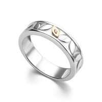 Кольцо из серебра с бриллиантом Кольцо из серебра с бриллиантом