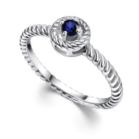 Кольцо из серебра с сапфиром