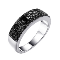 Кольцо из серебра с фианитом и шпинелью