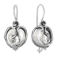Серьги из серебра с жемчугом Серьги из серебра с жемчугом