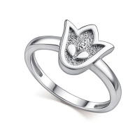 Кольцо из серебра с фианитами «Тюльпан» Кольцо из серебра с фианитами «Тюльпан»