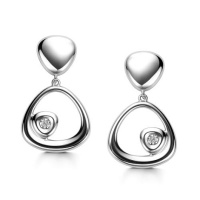 Серебряные серьги с бриллиантом