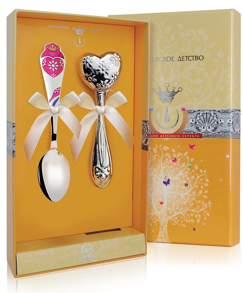 Набор для малышей «Сердце с цветами» ложка и погремушка