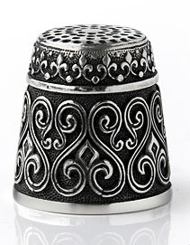 Серебряный наперсток «Сердечки»