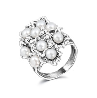 Серебряное кольцо с жемчугом