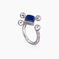 Серебряное кольцо «Спокойствие» с лазуритом