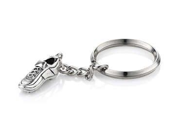 Серебряный брелок для ключей «Футбольная бутса»